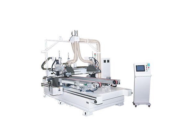 木門(mén)生產(chǎn)設(shè)備